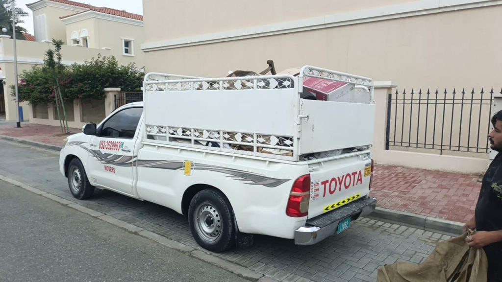1 Ton Pickup TMovers and Packers Dubairuck Dubai